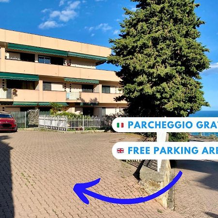 Free Parking-Sea View, With Pool & Garden Appartement San Remo Buitenkant foto