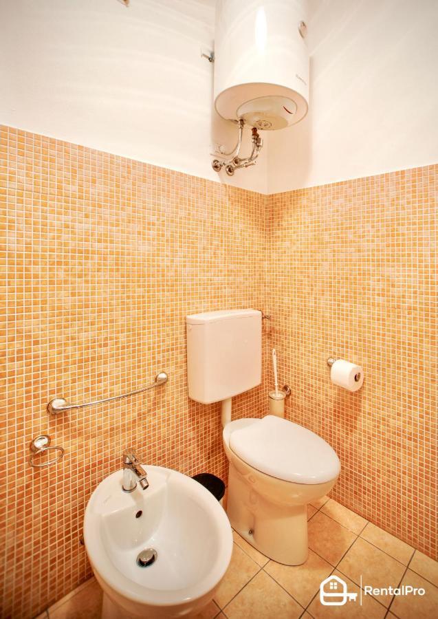 Free Parking-Sea View, With Pool & Garden Appartement San Remo Buitenkant foto